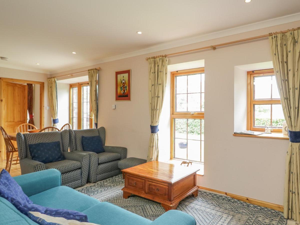 Kamba Cottage Tannadice エクステリア 写真