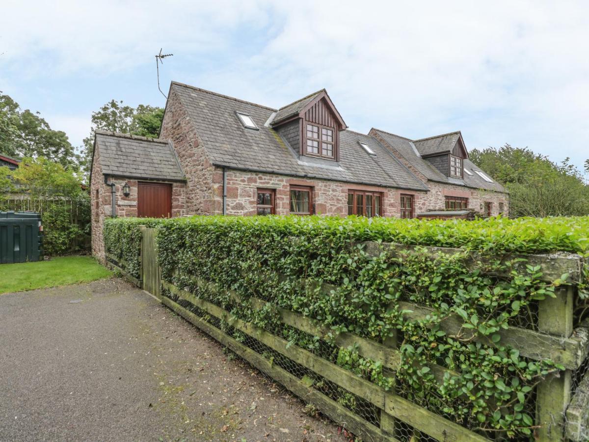 Kamba Cottage Tannadice エクステリア 写真